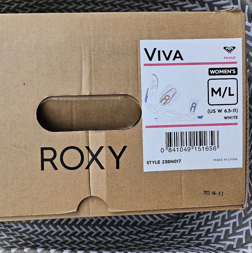 Roxy WOMENS (M/L - 6.5-11) Snowboard Binding - Purple, White, Yellow - Picture 2 of 6